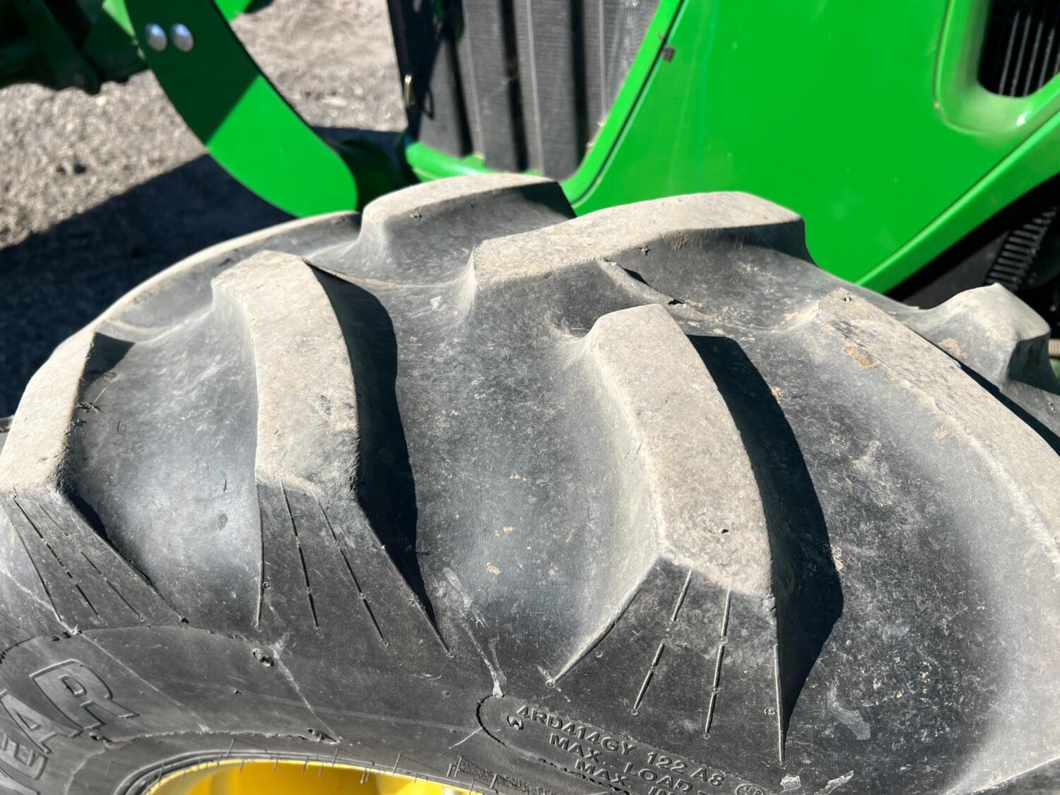 2014 John Deere 5075M (34)