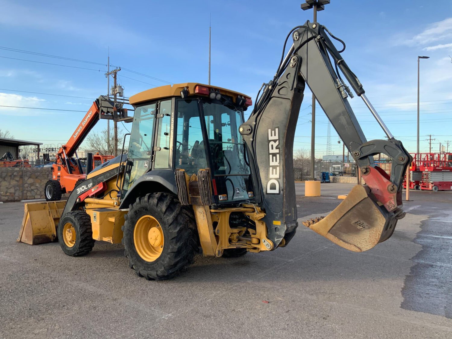 2016 John Deere 310L (7)
