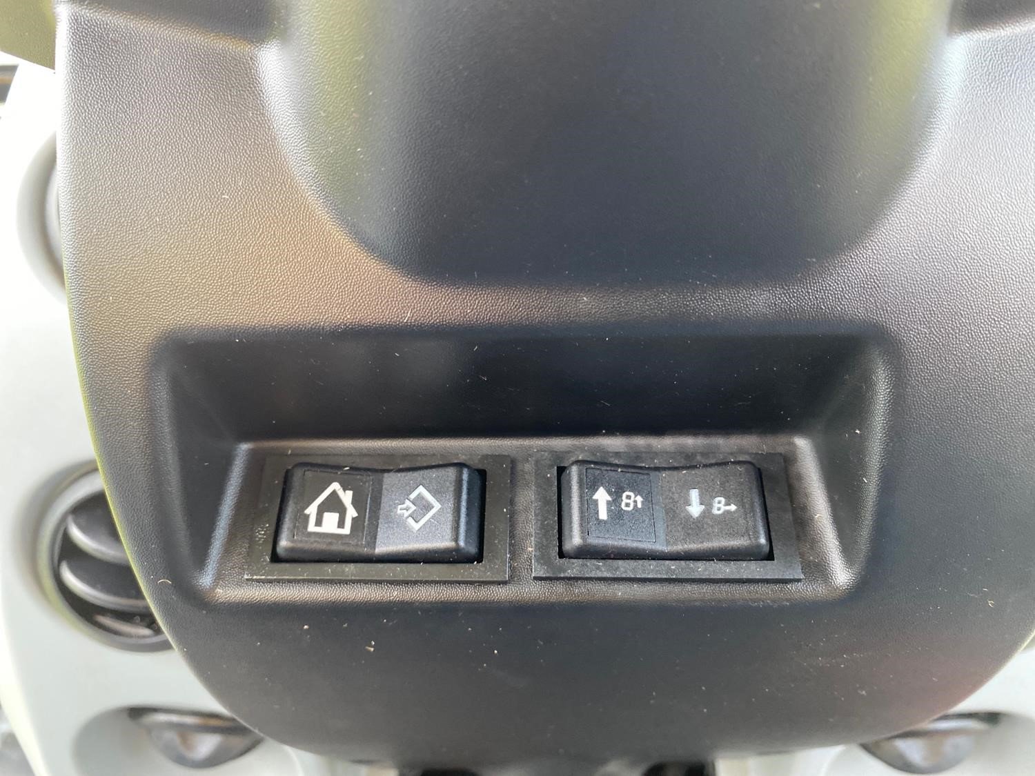 2017 New Holland T4 (102)