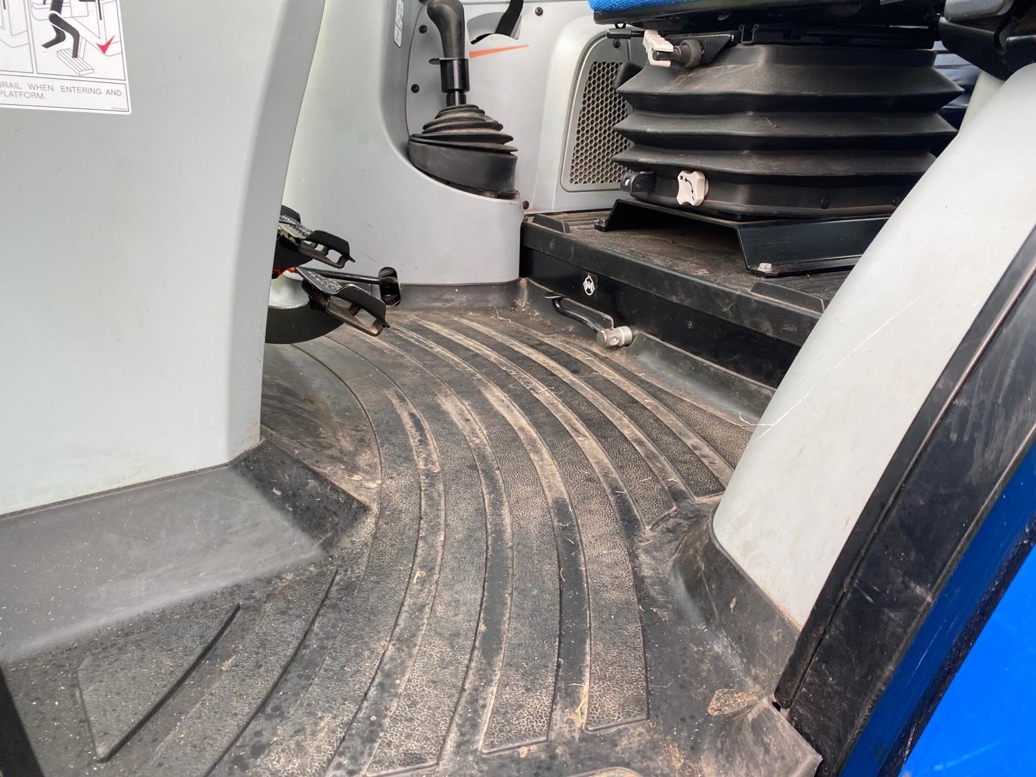 2017 New Holland T4 (87)