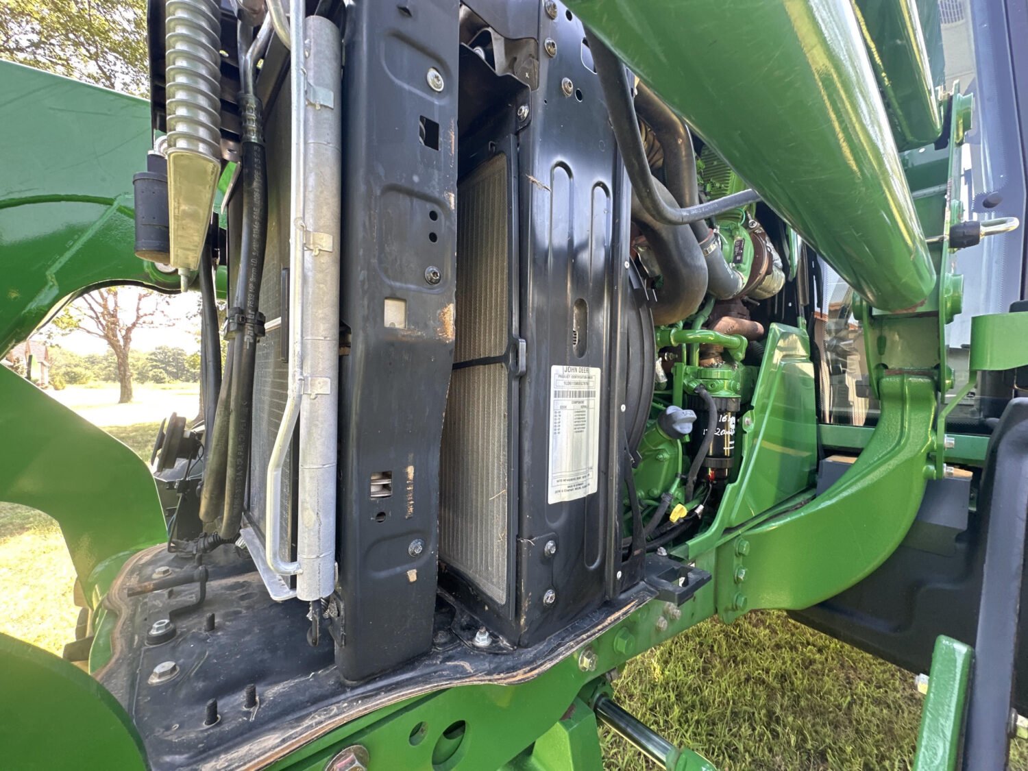 2014 John Deere 6115M (11)