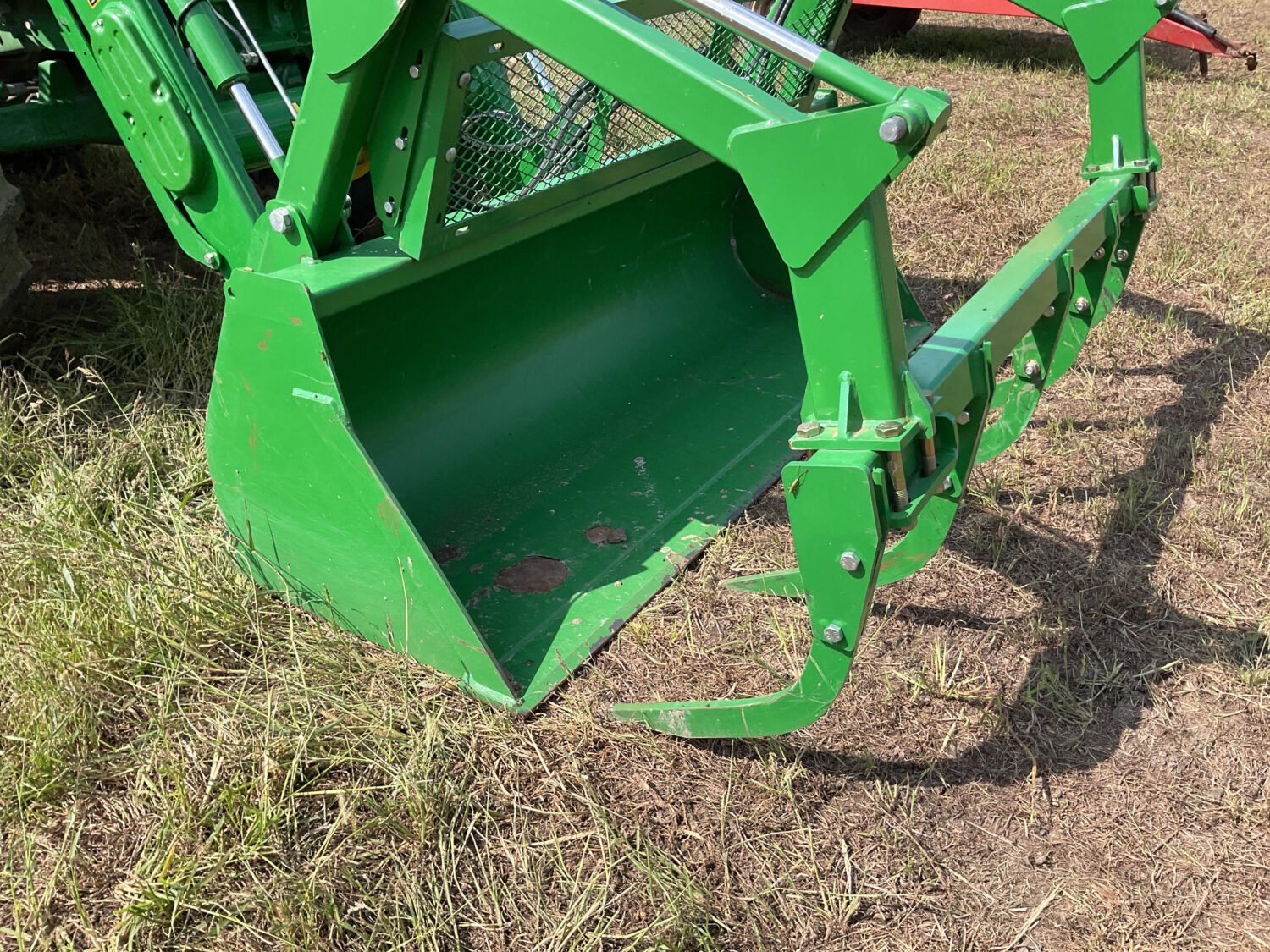 2015 John Deere 6125M (10)