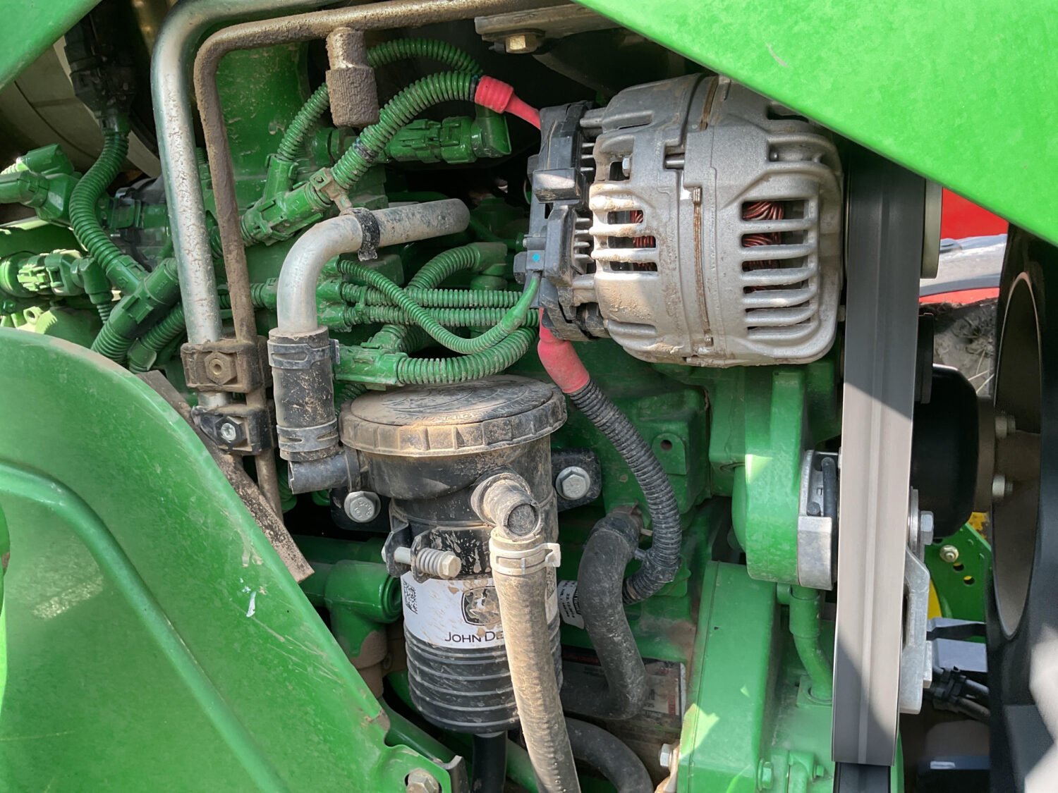 2015 John Deere 6125M (16)