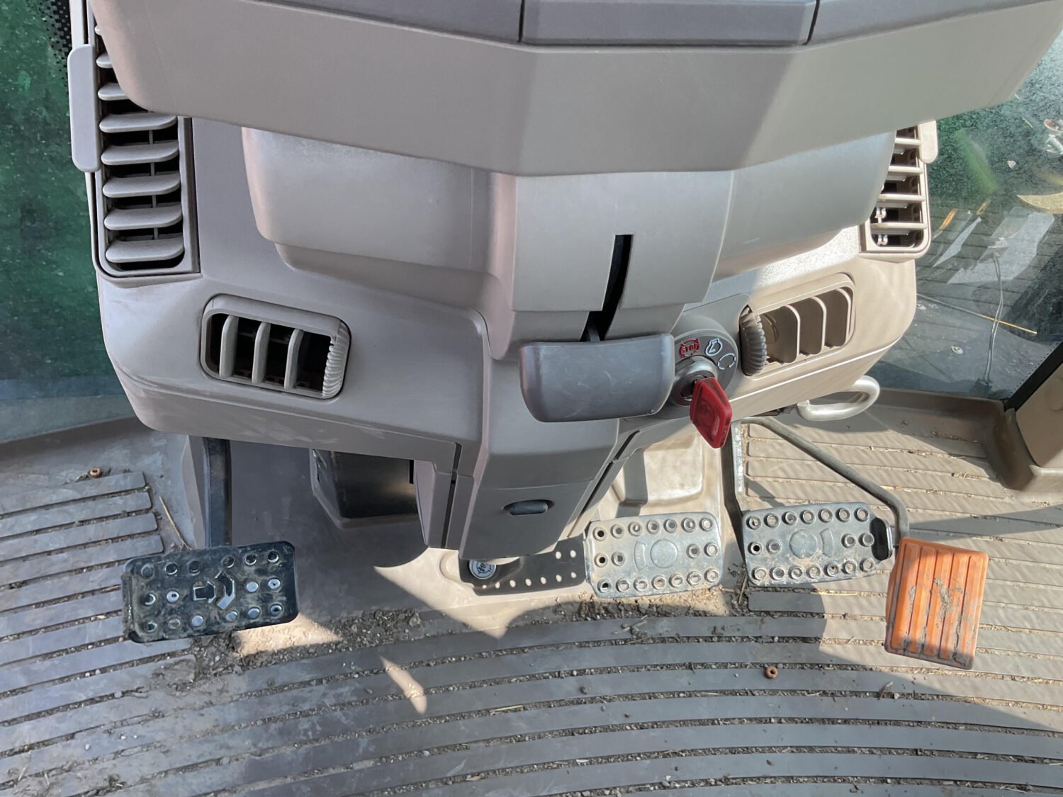 2015 John Deere 6125M (22)