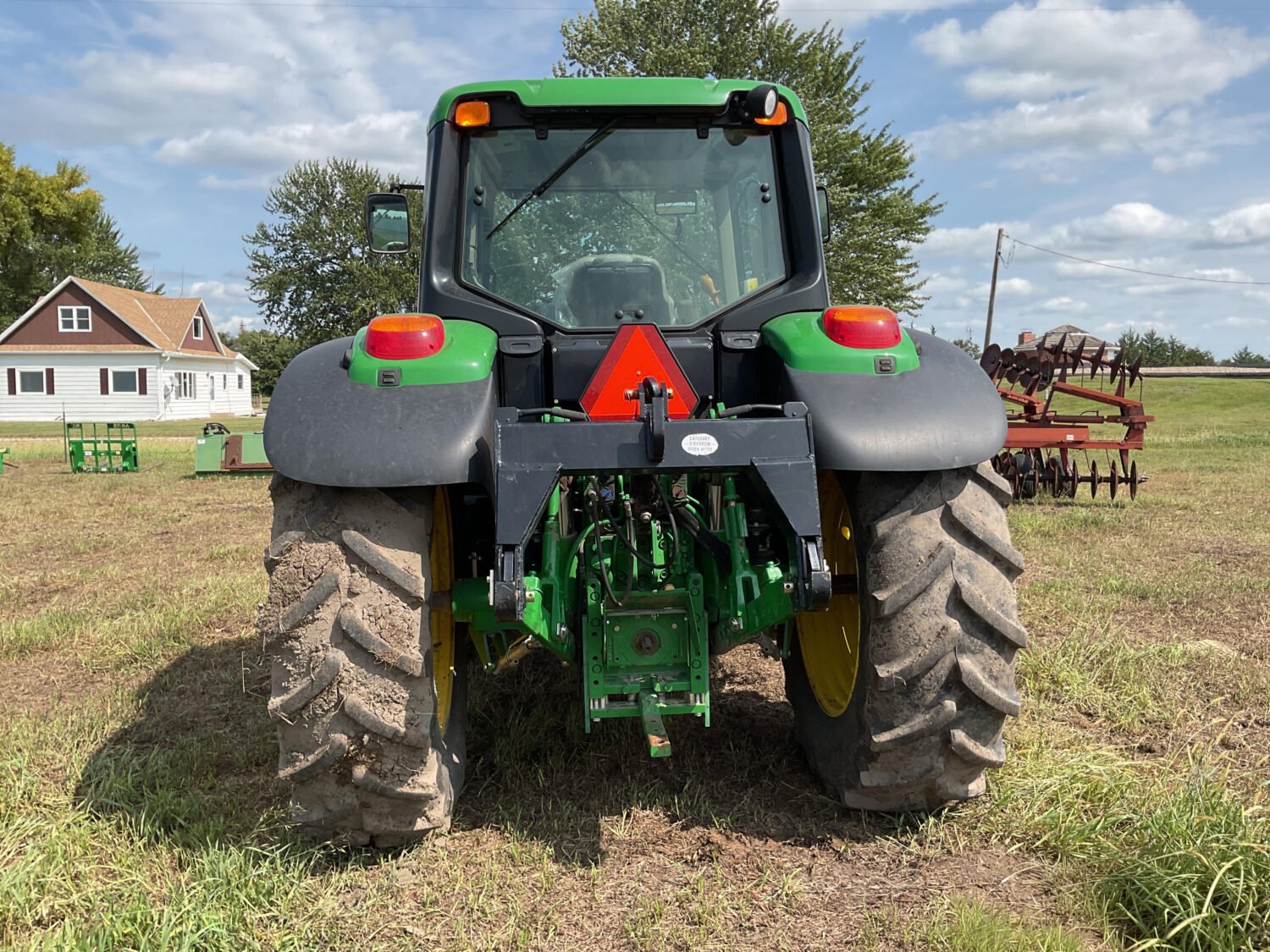 2015 John Deere 6125M (5)