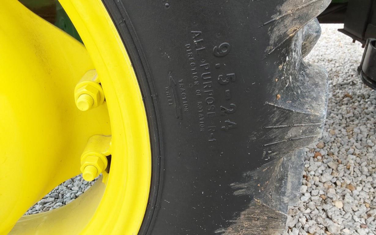 2016 John Deere 5075E (18)