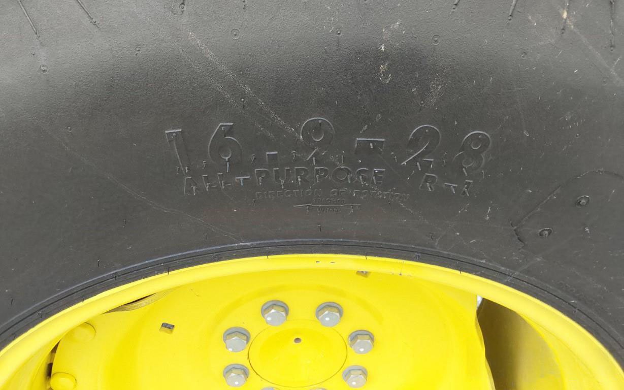 2016 John Deere 5075E (19)