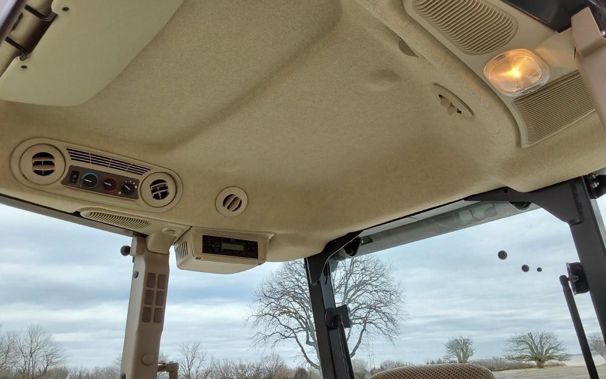 2016 John Deere 5075E (41)