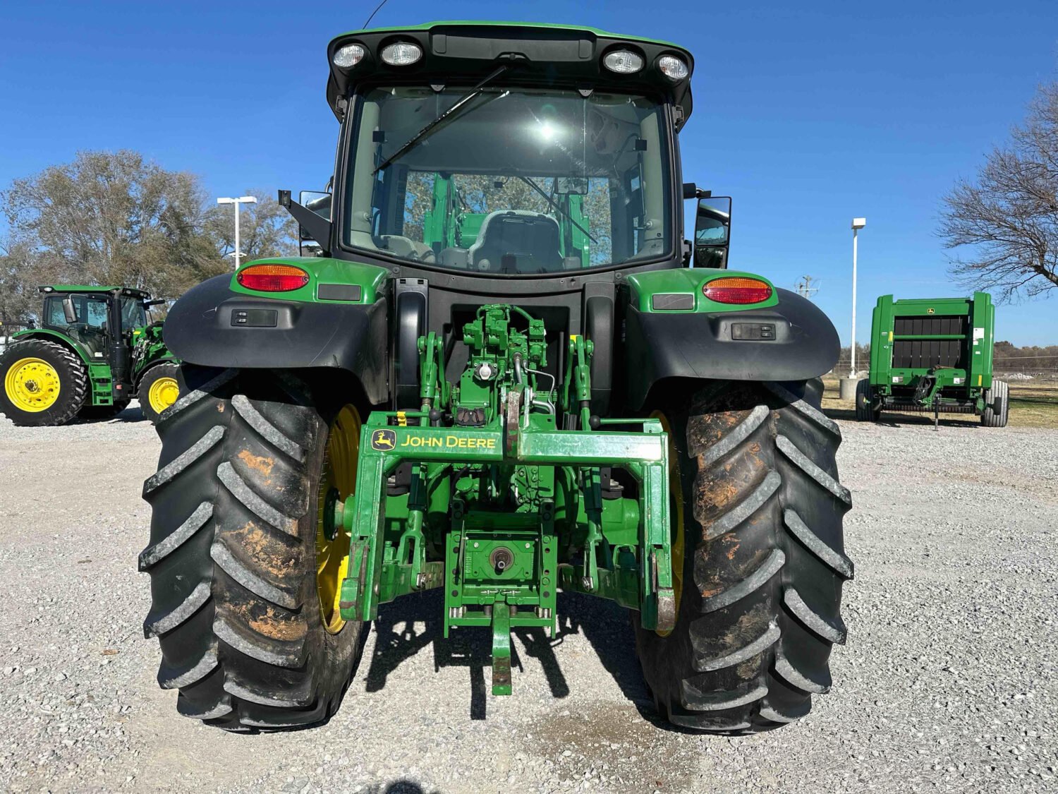 2016 John Deere 6130R (5)