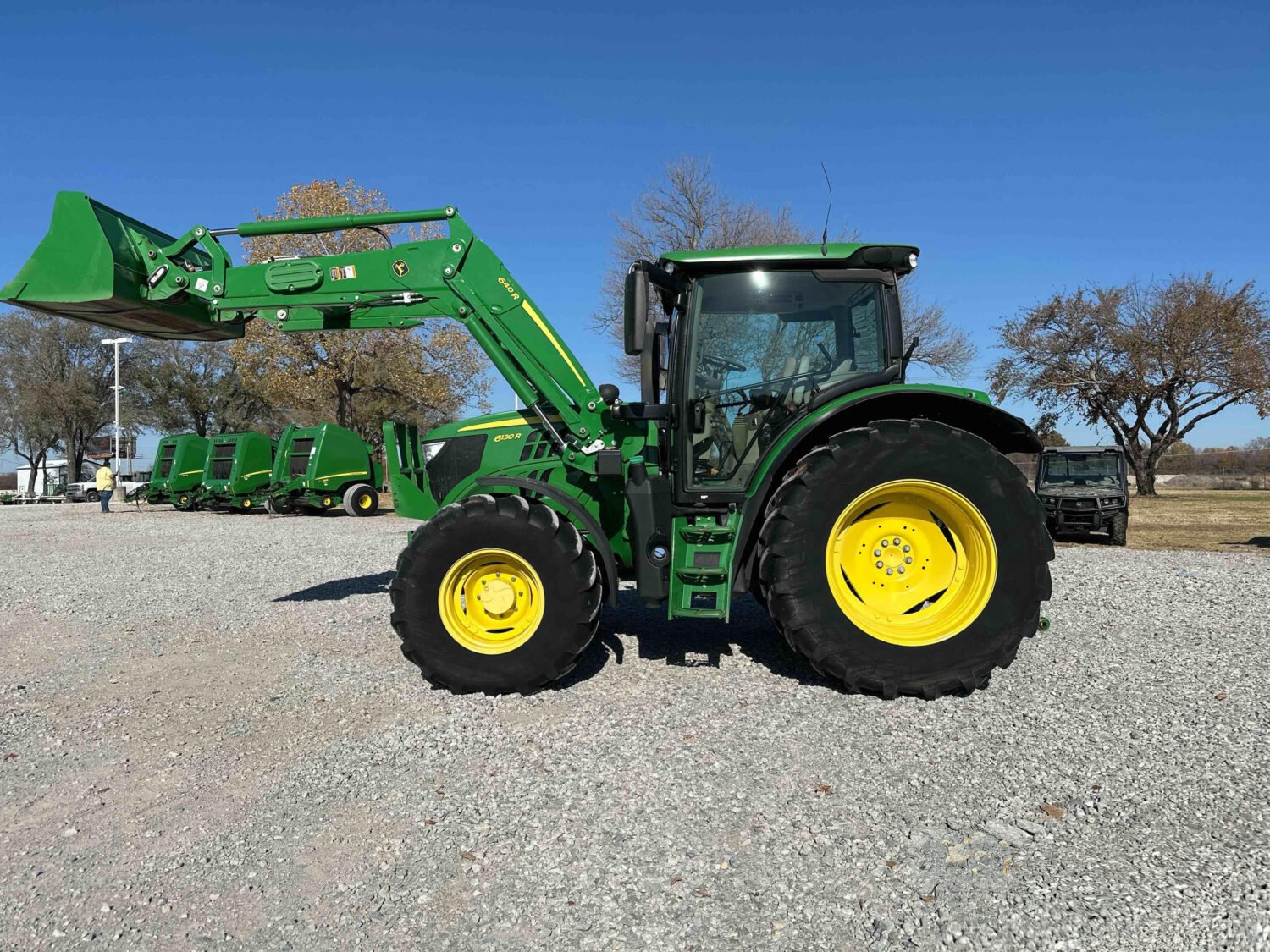 2016 John Deere 6130R (7)