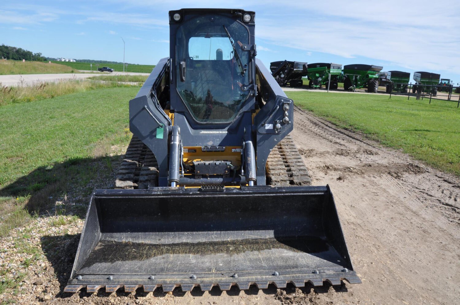 2018 John Deere 333G (7)
