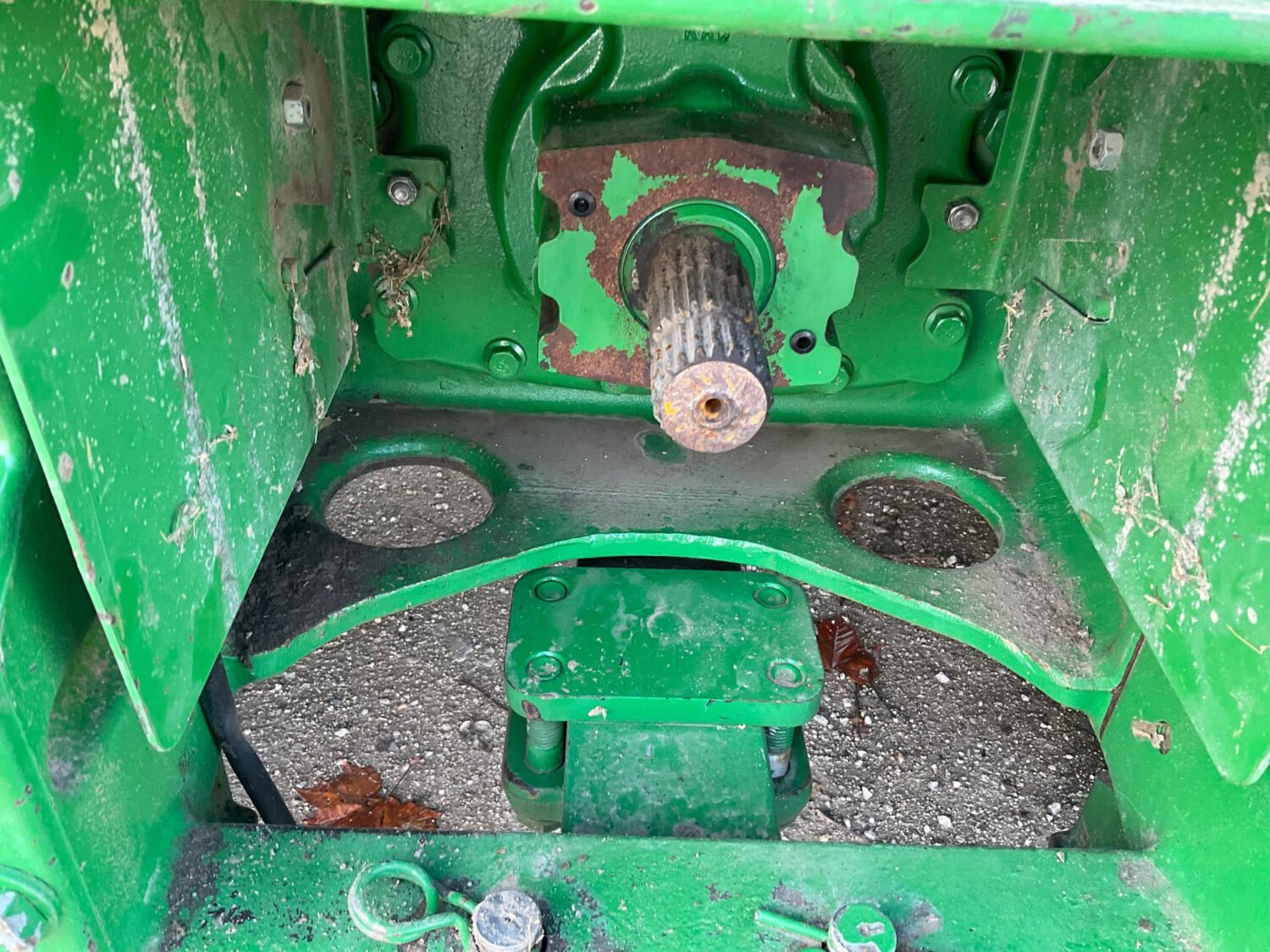 13 2014 John Deere 8345R