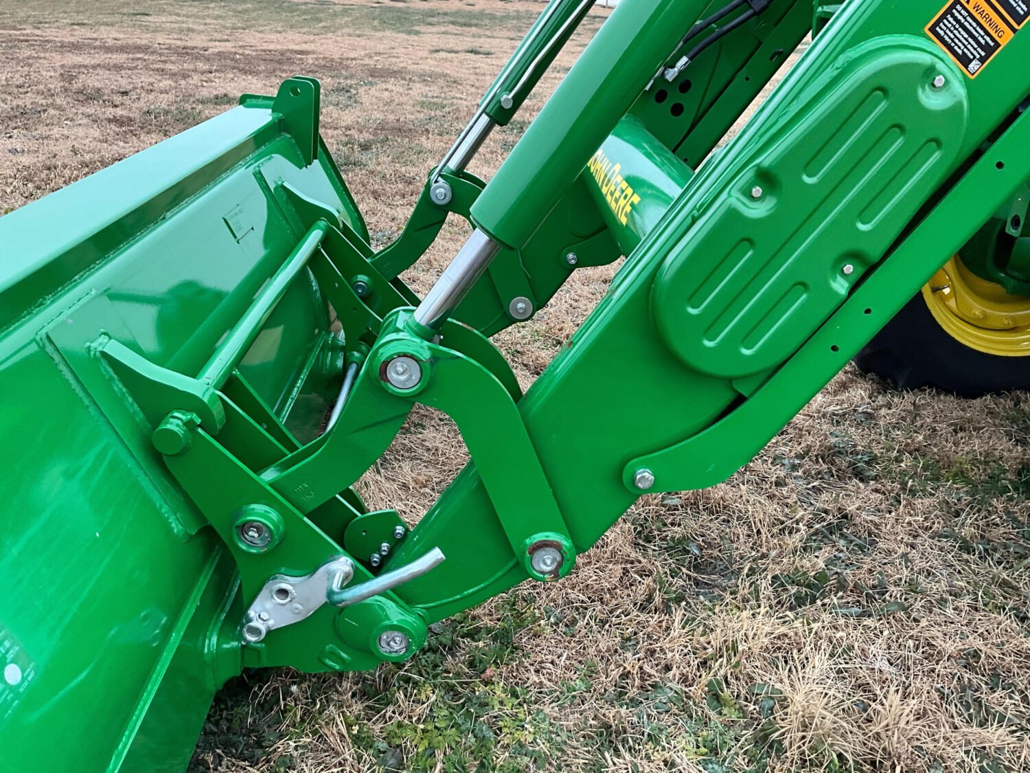 20 2024 John deere 5090E