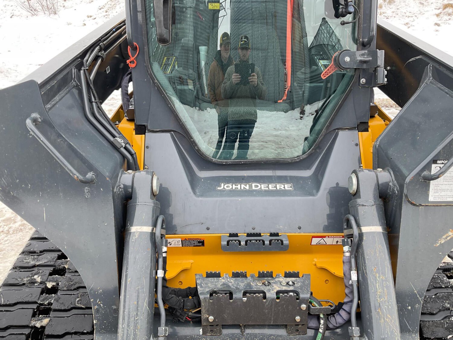 22 2023 John Deere 333G