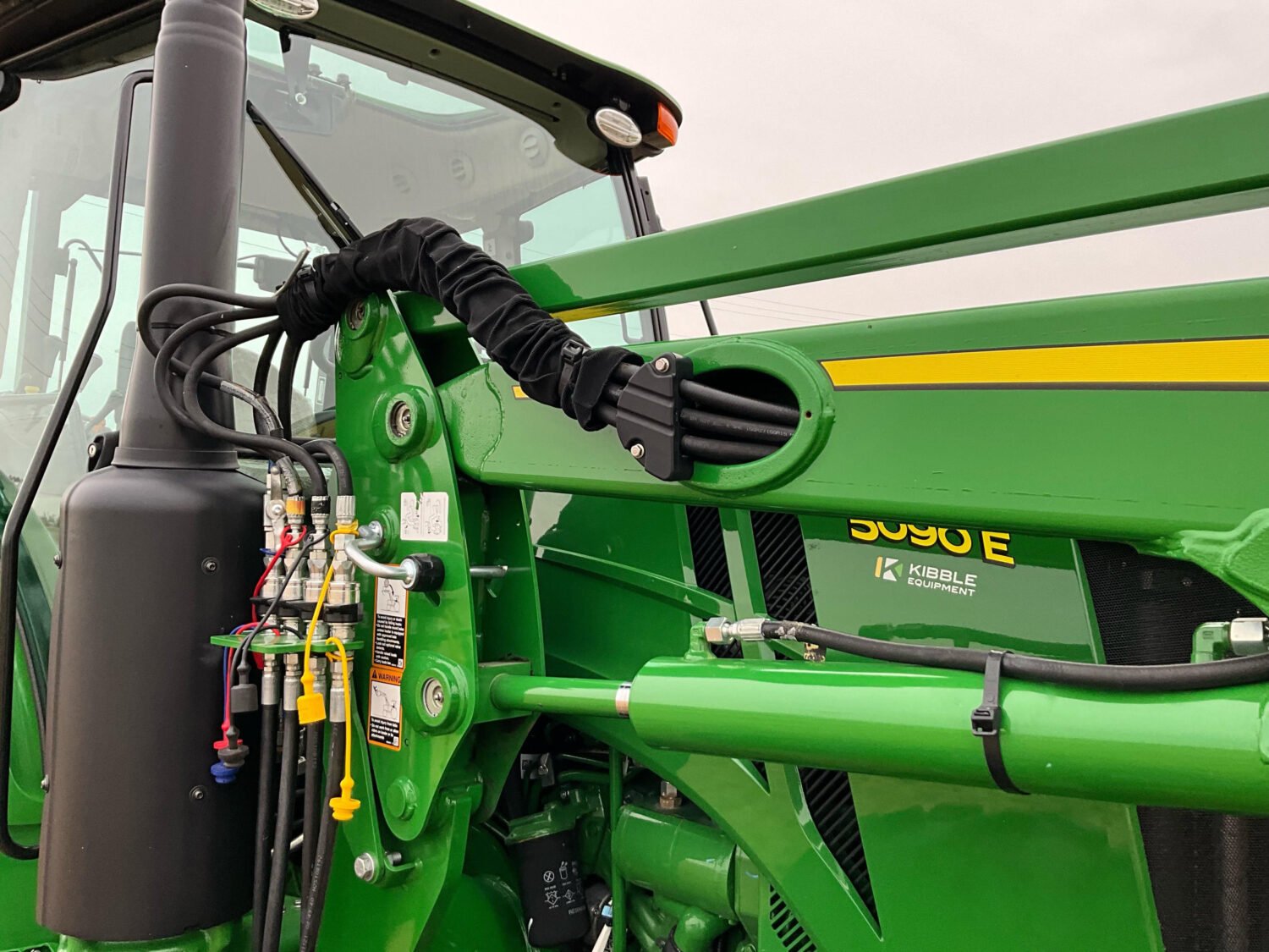 24 2024 John deere 5090E