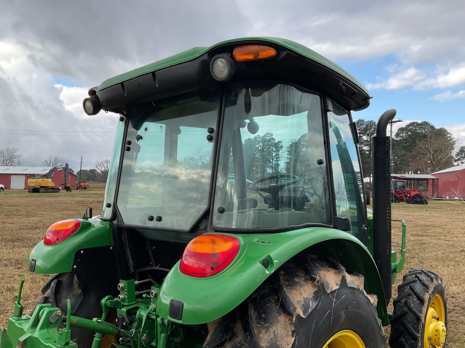 25 2022 John Deere 5065E