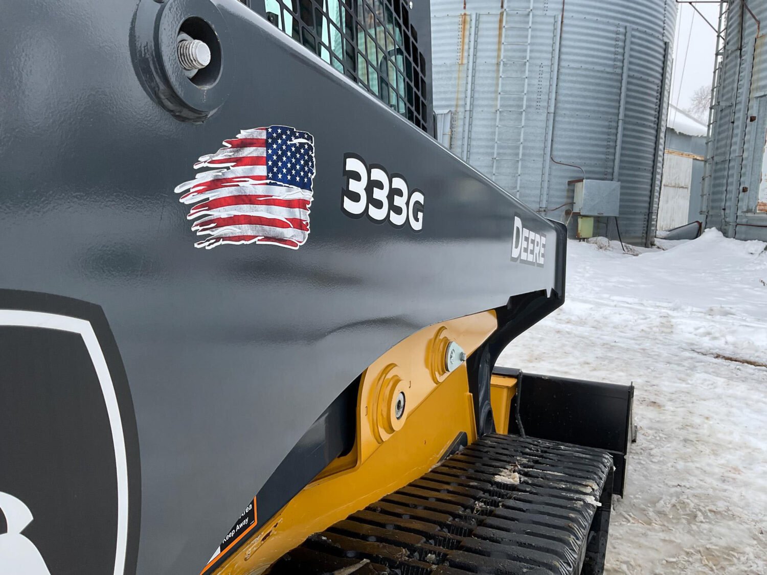 25 2023 John Deere 333G