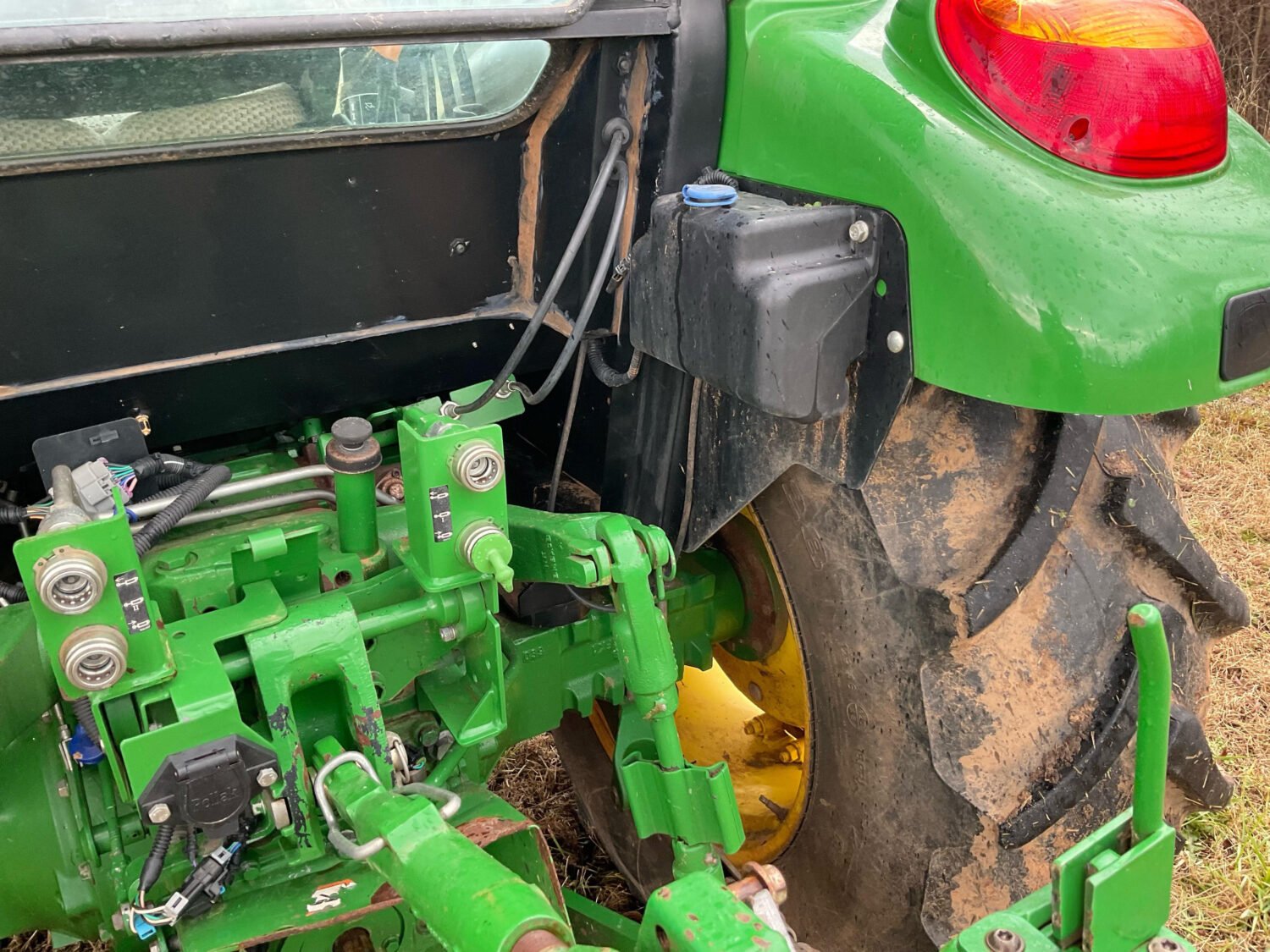 29 2022 John Deere 5065E