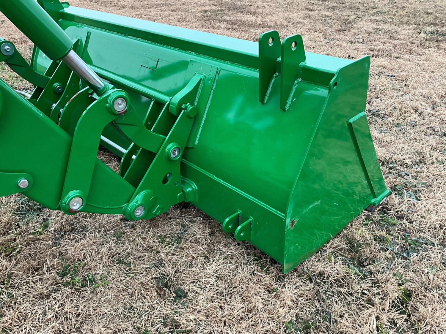 33 2024 John deere 5090E