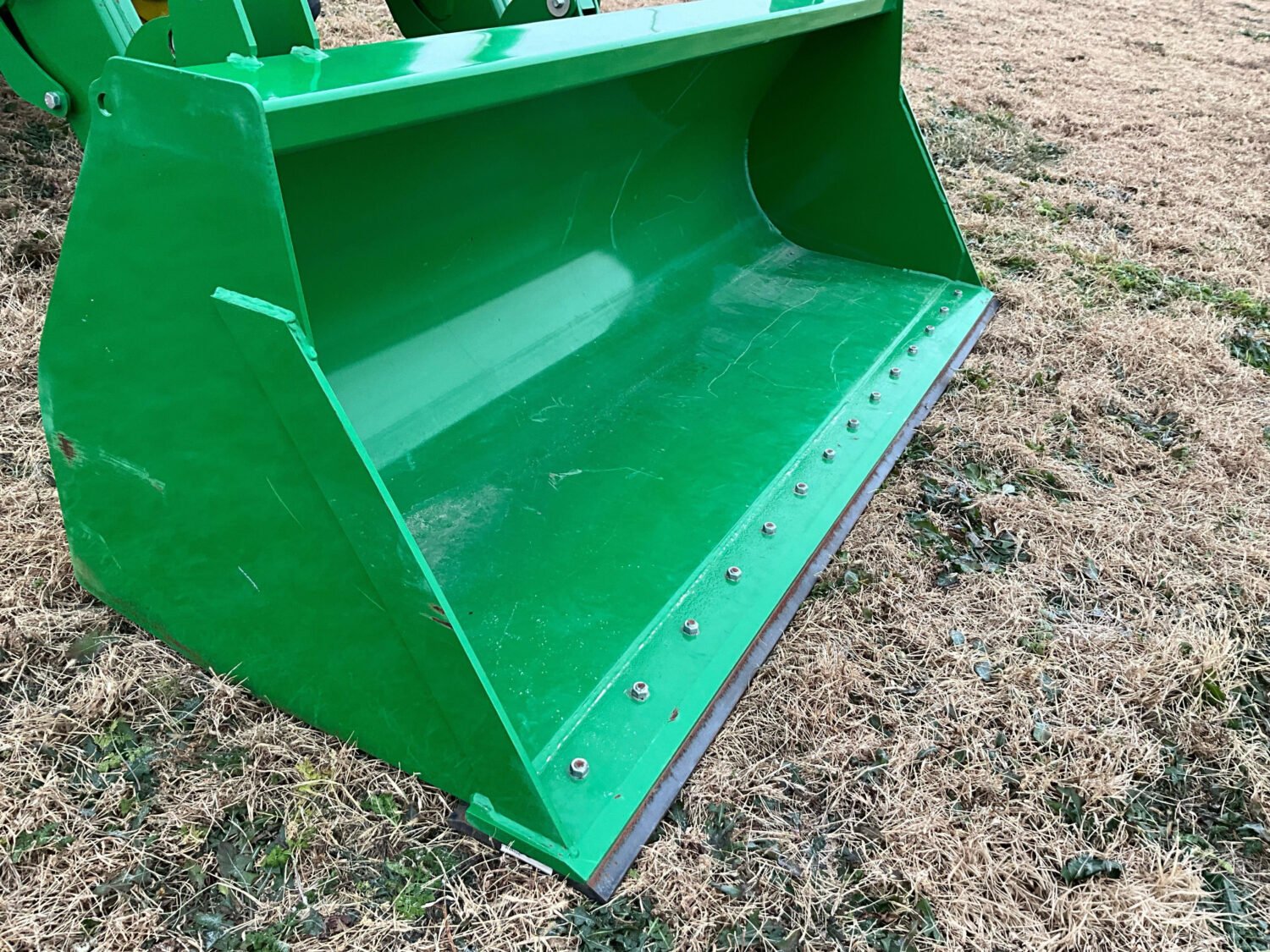 35 2024 John deere 5090E