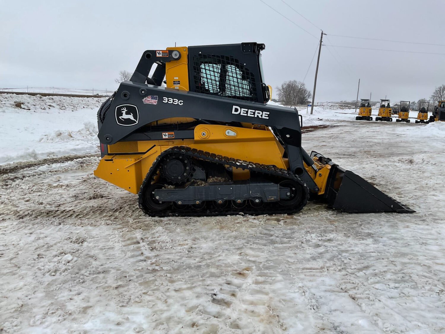 4 2023 John Deere 333G