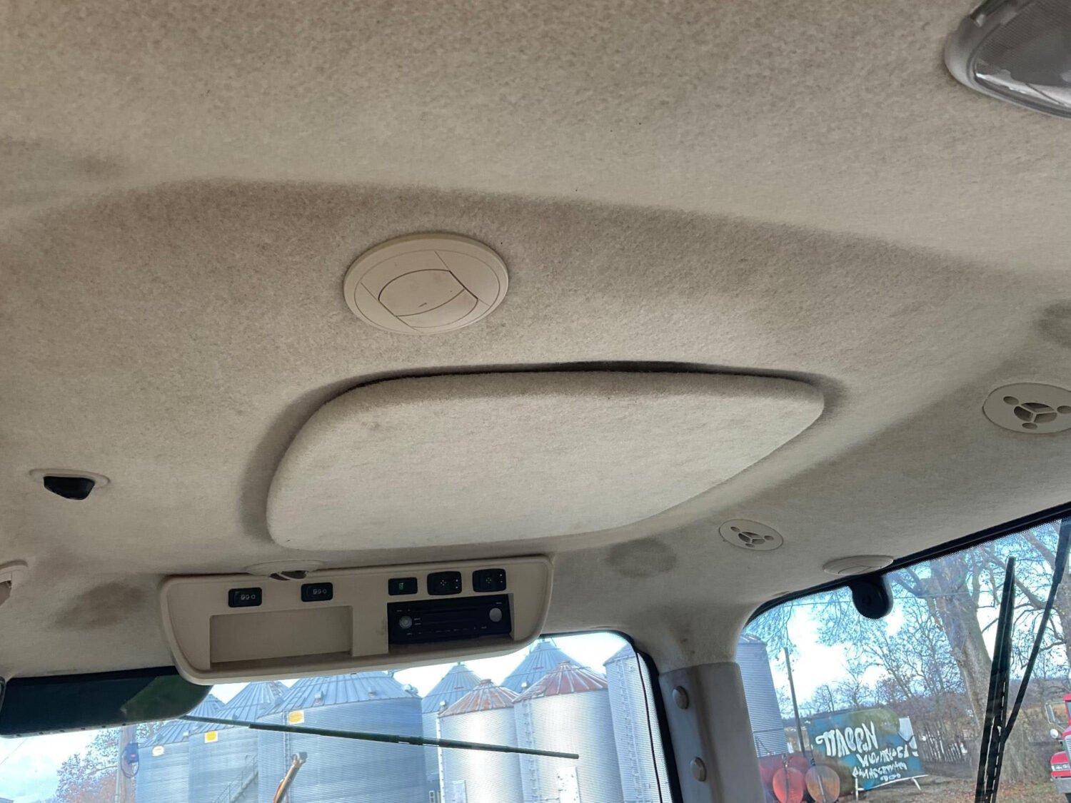 48 2014 John Deere 8345R