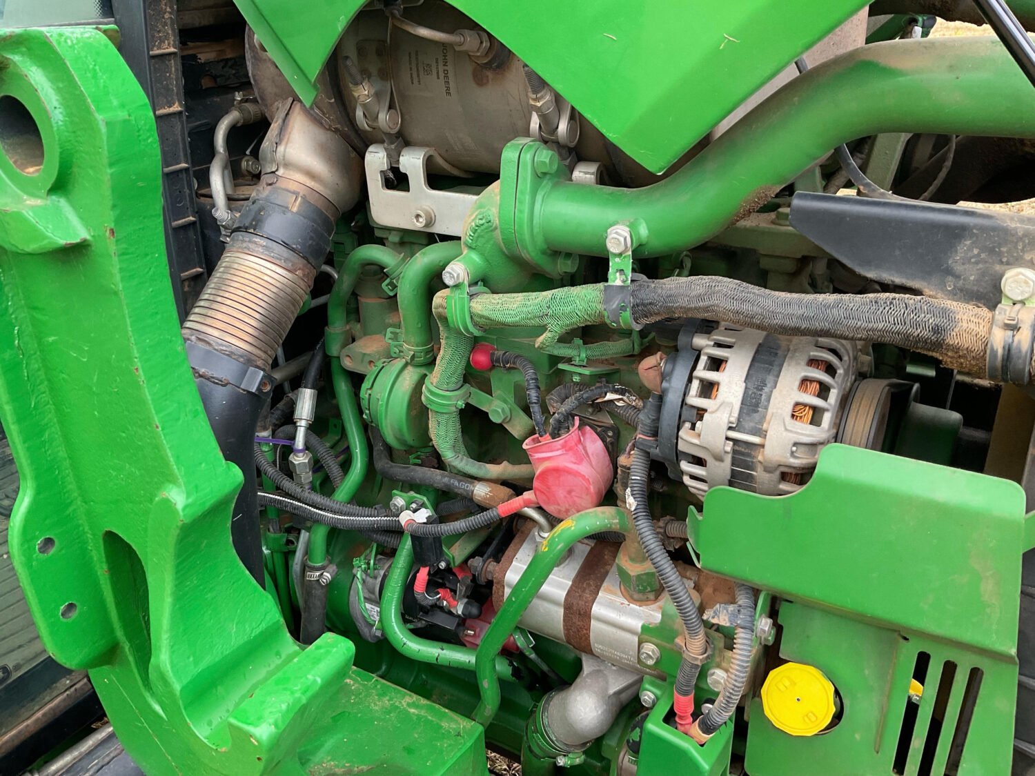 55 2022 John Deere 5065E