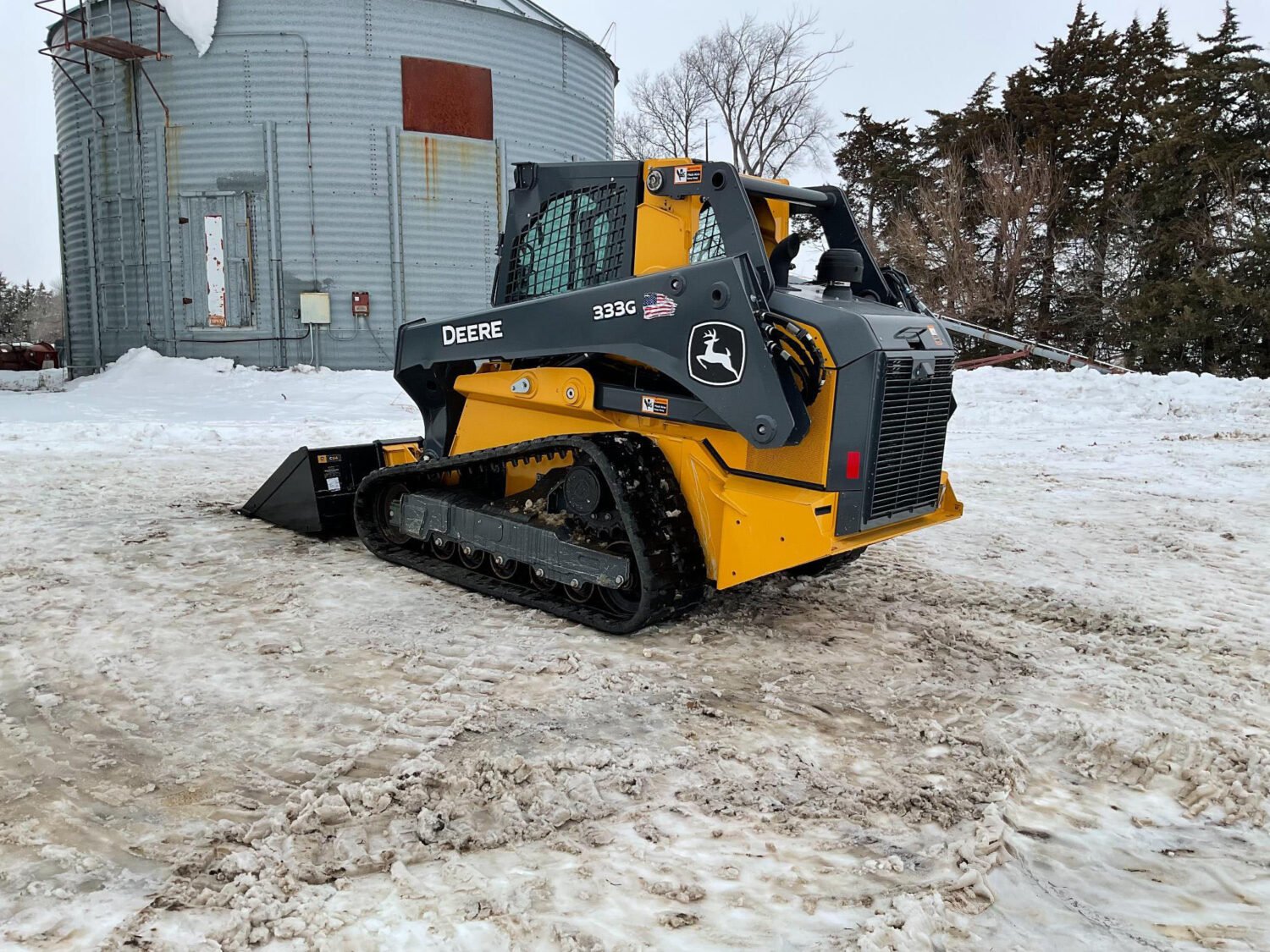 7 2023 John Deere 333G