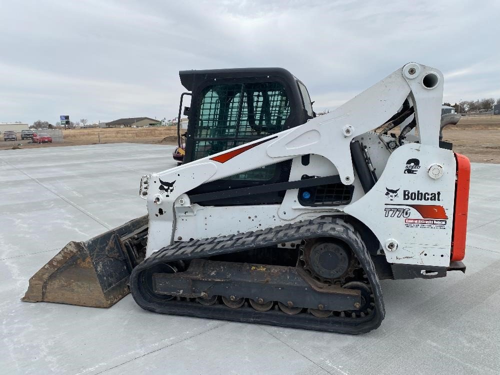 8 2017 Bobcat T770